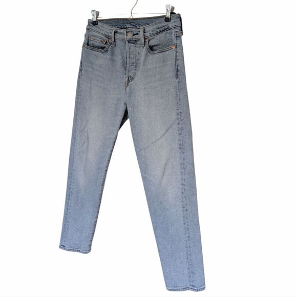 Levi's Wedgie Fit Ankle Jeans Light Wash Cotton Denim Button Fly Women's size 27 - Picture 5 of 16